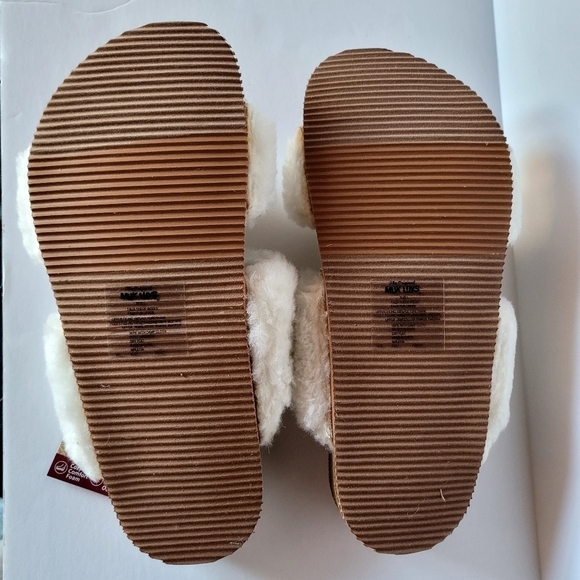 Muk Luks Women's Wool Faux Fur Blend Slippers Vanilla Large 9-10 - Picture 4 of 5